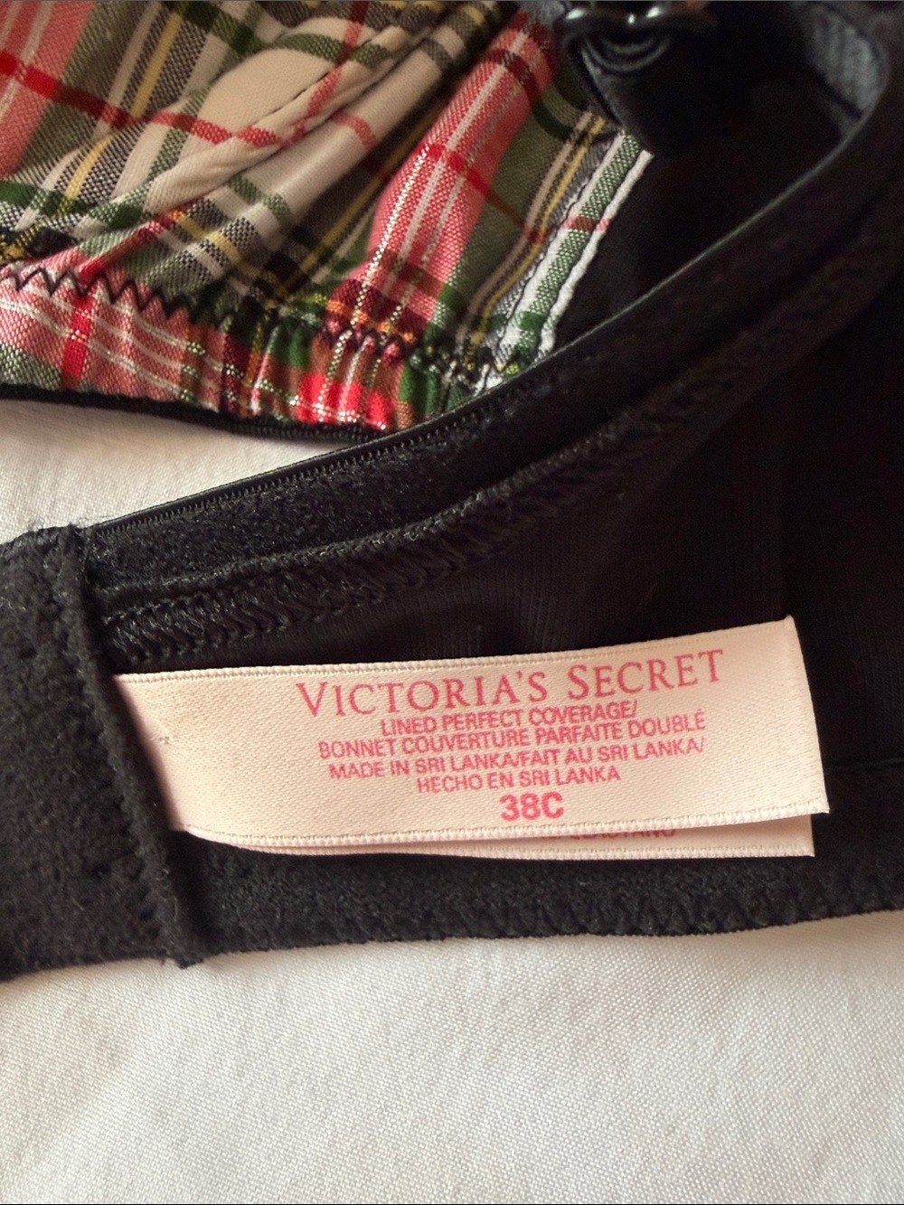 Victoria's Secret Plaid Underwire Bra in Red and Black - Picture 3 of 7